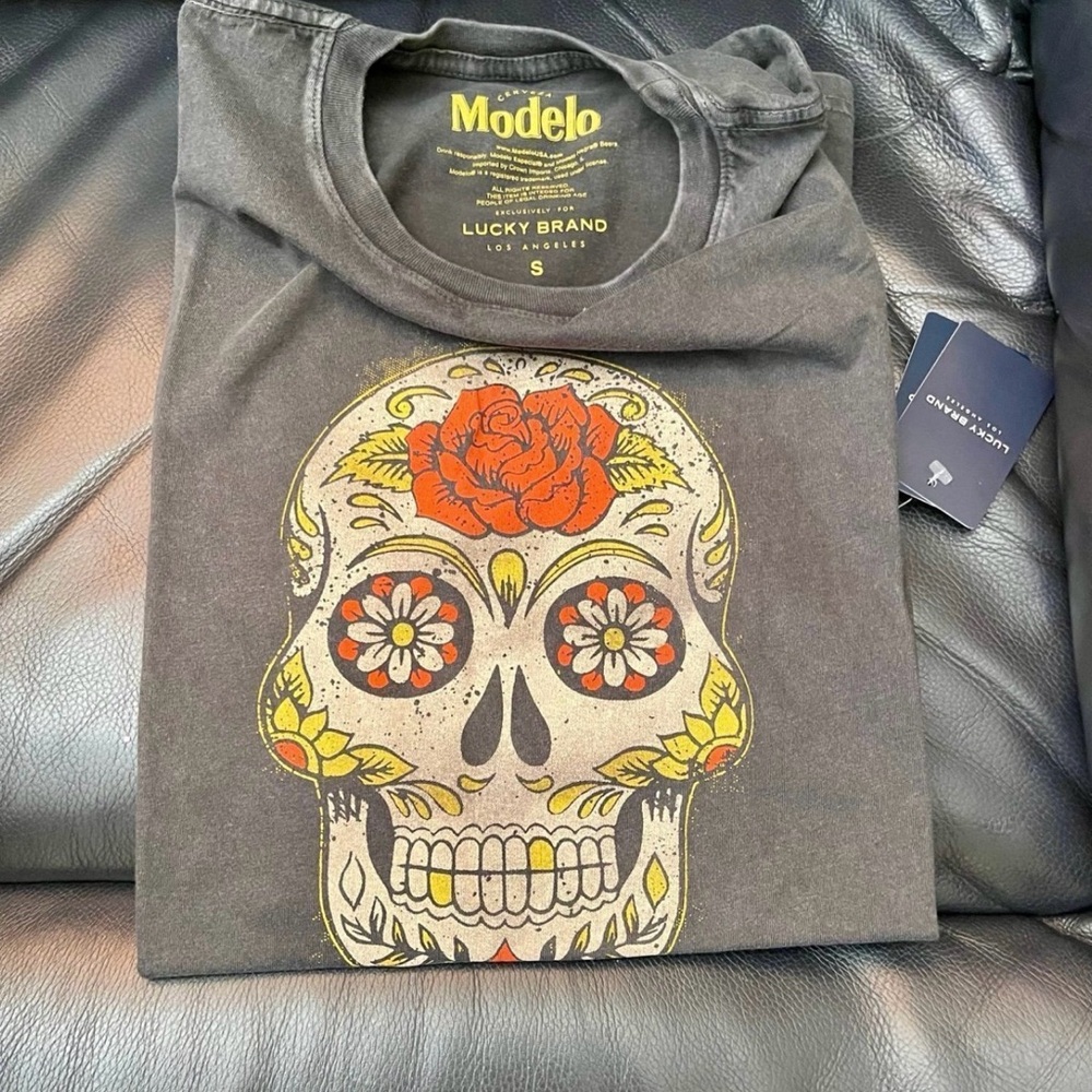 Lucky Brand Modelo Skull Tee Size S - Lucky Brand Day of the Dead Tee